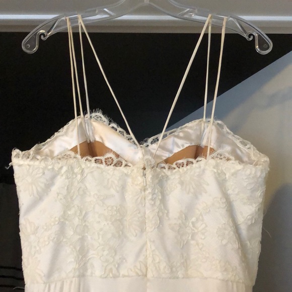 Theia- Grace Wedding Dress - Picture 3 of 6